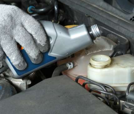 Siap Libur Nataru Pakai Mobil Pribadi, Jangan Lupa Pelumas Rem Mesti Diperiksa Seperti Ini adalah adalah Supaya Tidak Blong