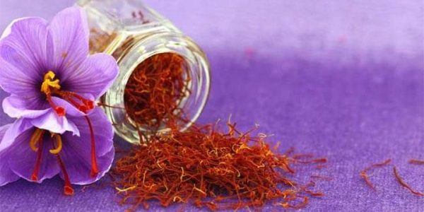 5 Sistem Kecantikan yang mana Menggunakan Kandungan Saffron